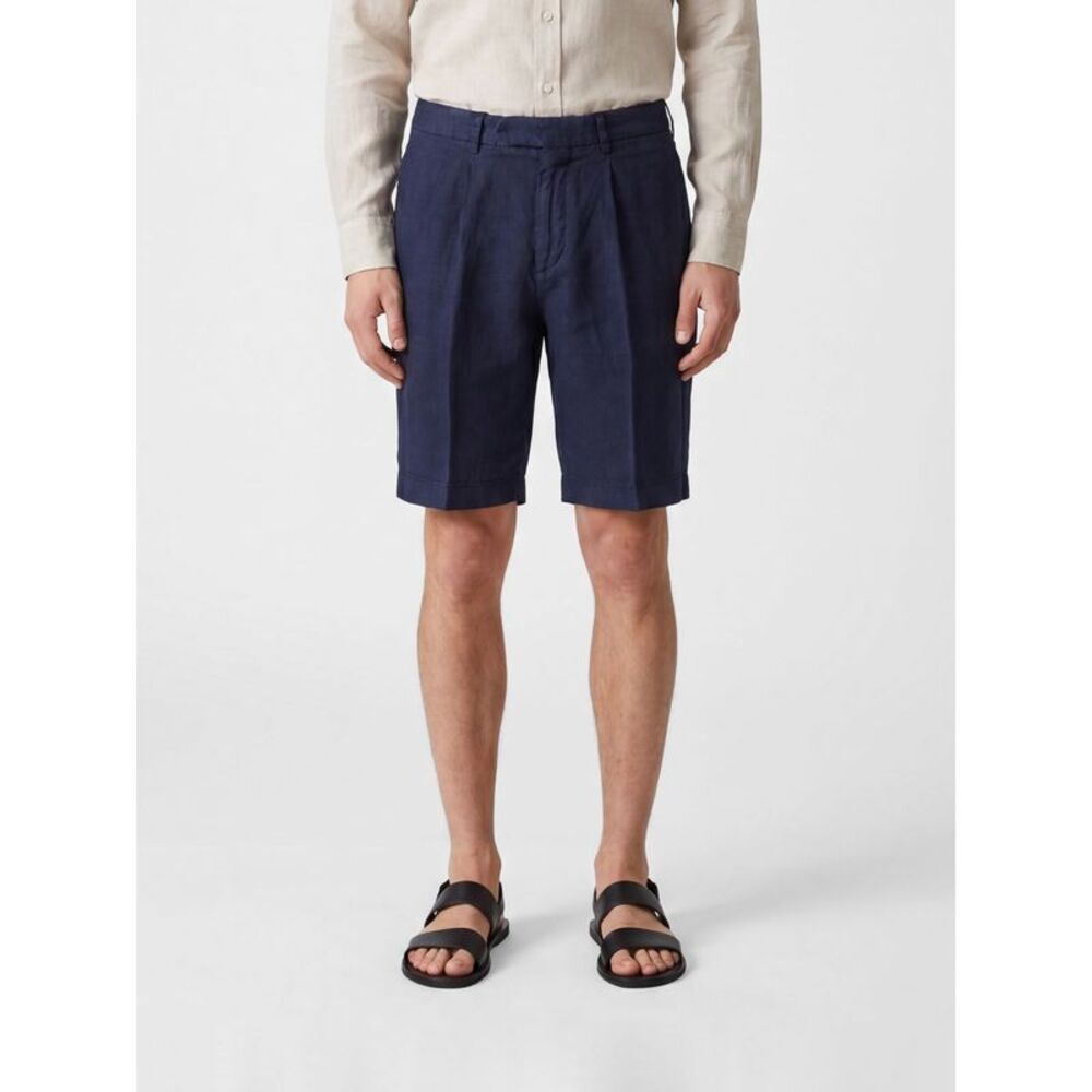 Boglioli Men Boglioli Knee-Length Linen Tailored Shorts With Slash Pockets
